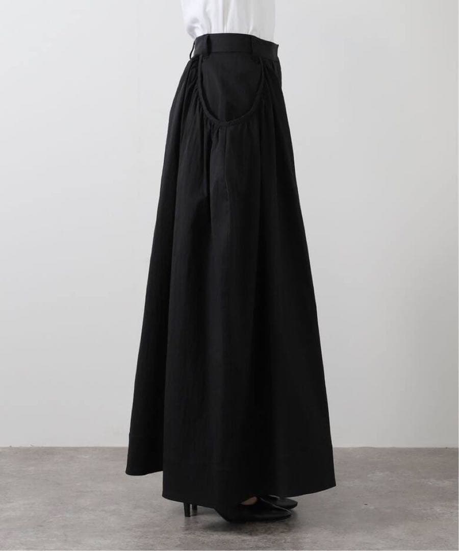 新品未使用　クラネ　CLANE VOLUME DOME SKIRT サイズ2