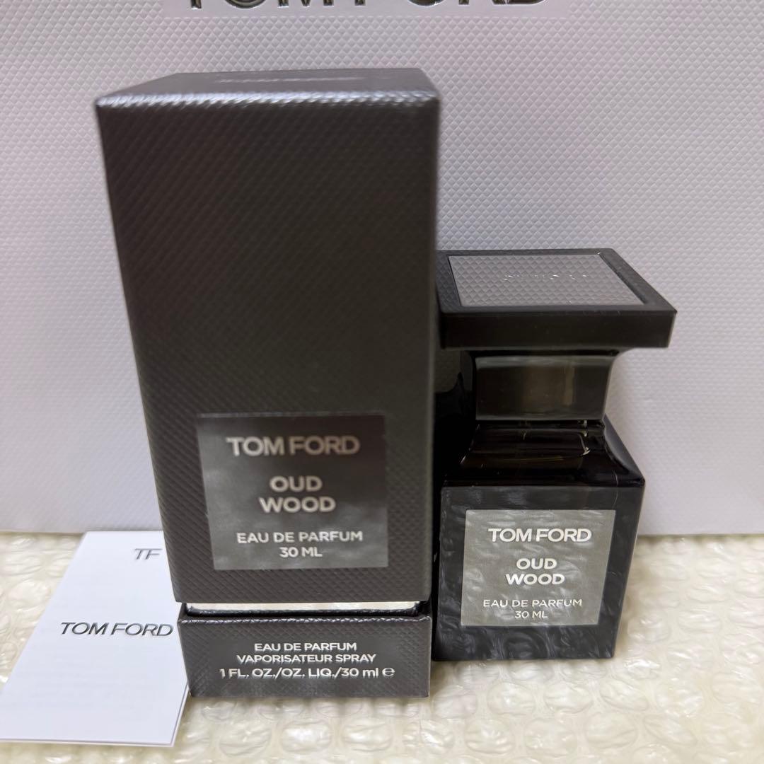 トムフォード　ウードウッド　オードパルファム　スプレィ　30ml