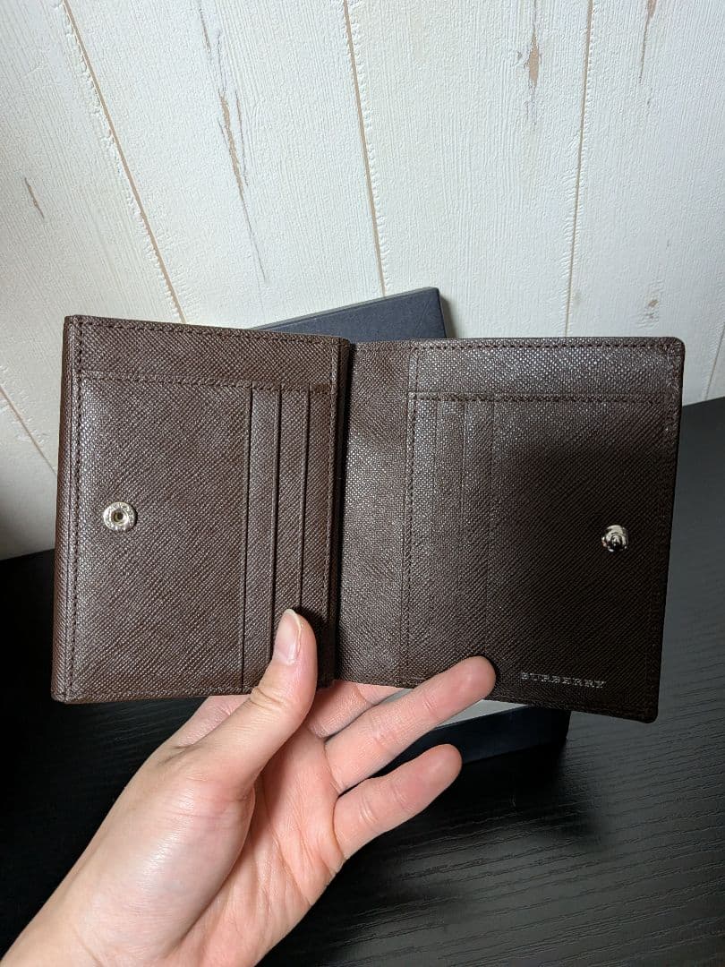 BURBERRY LONDON 二つ折り財布 ノバチェック 茶