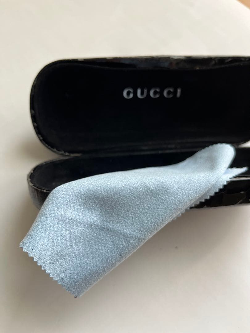 お値下げ中【グッチ GUCCI サングラス】サイドGロゴ レッドフレーム
