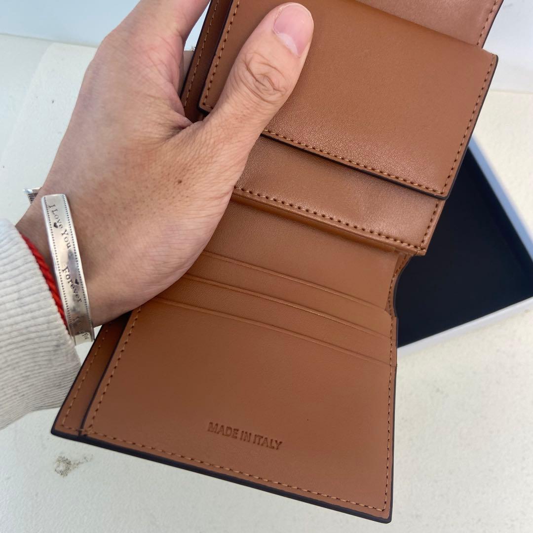 トリオンフ三つ折り財布 中古品