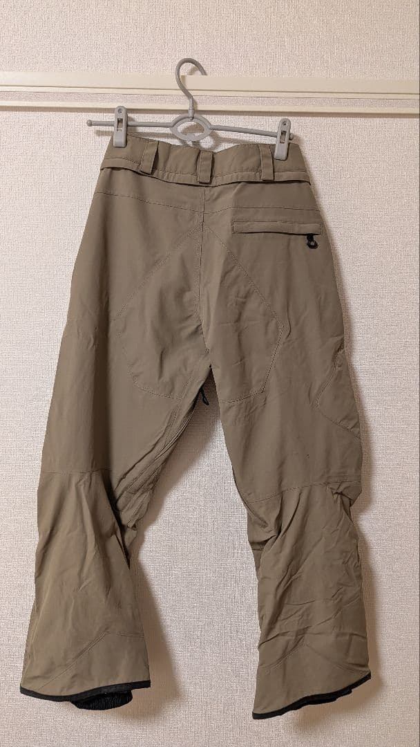 VOLCOM GORE-TEX スノーボードパンツ ベージュ