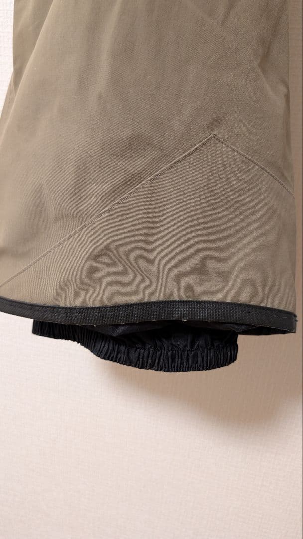 VOLCOM GORE-TEX スノーボードパンツ ベージュ