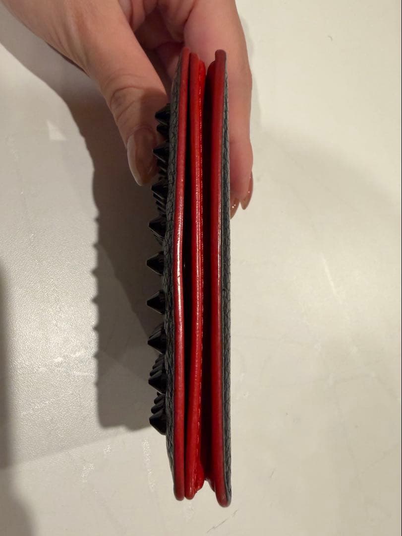 【美品】ルブタン Kios Spikes カードケース 黒