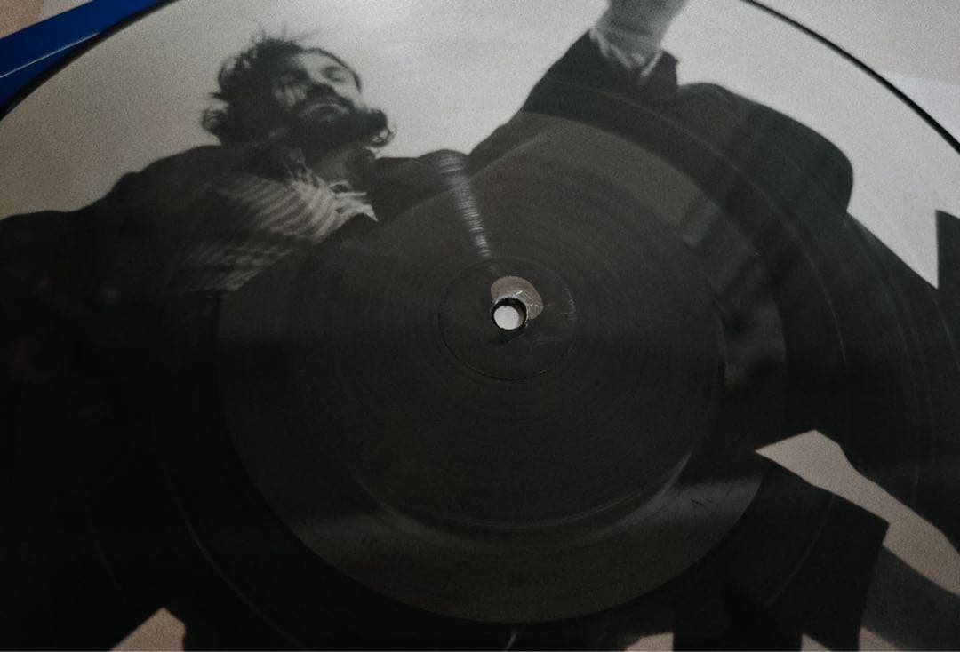 The 1975 「外国語での言葉遊び」picture disc LP