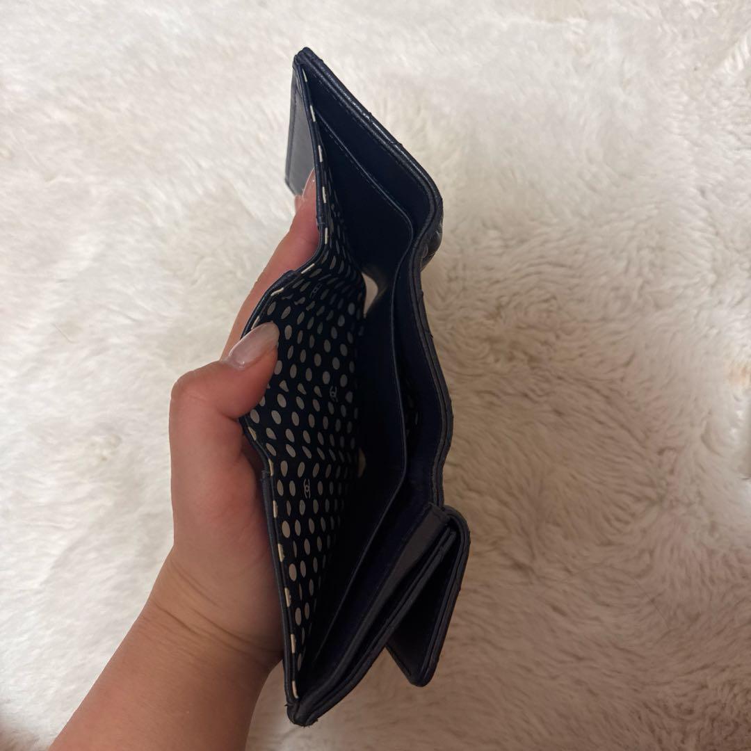CHANEL ネイビー 三つ折り財布