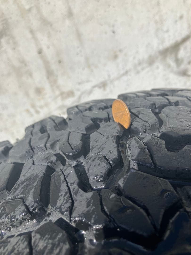 タイヤ・ホイール BFGoodrich All-Tellain T/A KO2 265/70r17