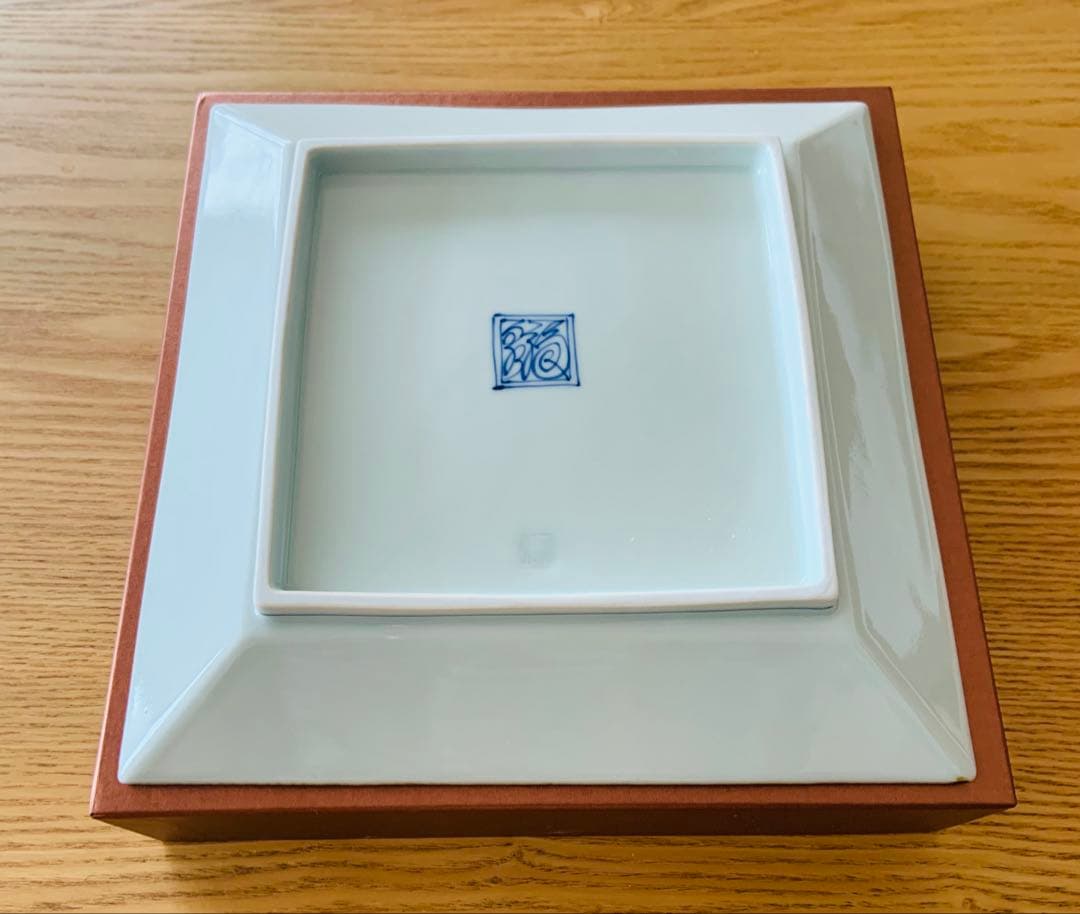 【新品 箱あり】有田焼　福泉窯　染付　甲辰　龍　角皿　飾り皿