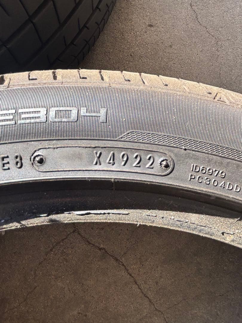 225/45R19 ダンロップ VEURO 2022年製 ４本セット