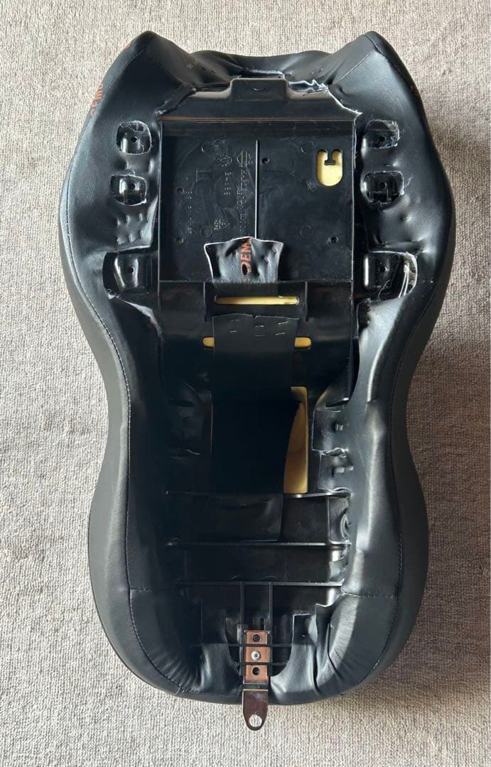 新品　ハーレーダビッドソン　純正スーパーリデュースリーチ　DEMO シート