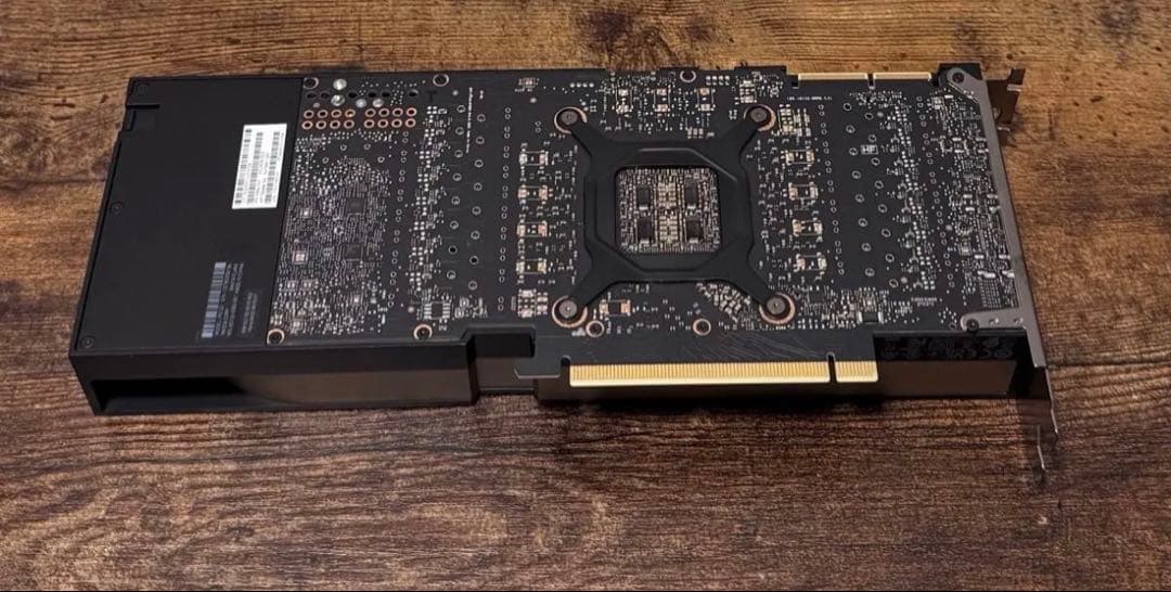 NVIDIA RTX A4500 グラフィックカード