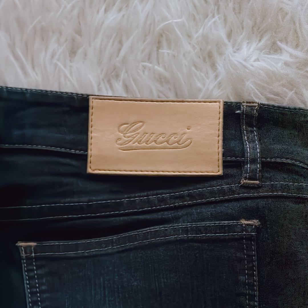 GUCCI ブーツカットデニム フレア 金ボタンロゴチャーム付き 革パッチ 40