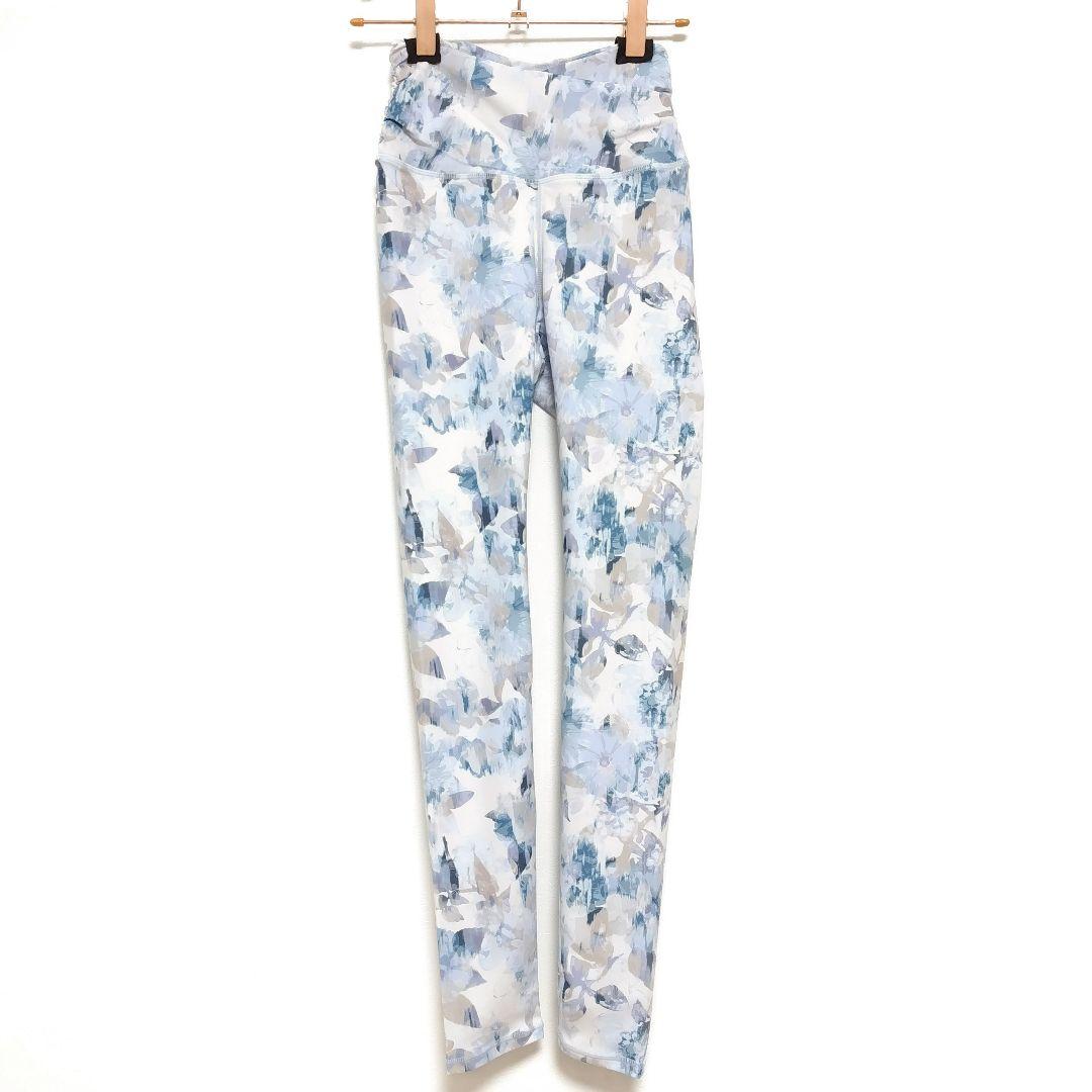 0 ジュリエ カップ付きトップス レギンス ＊Julier ヨガウェア 未使用