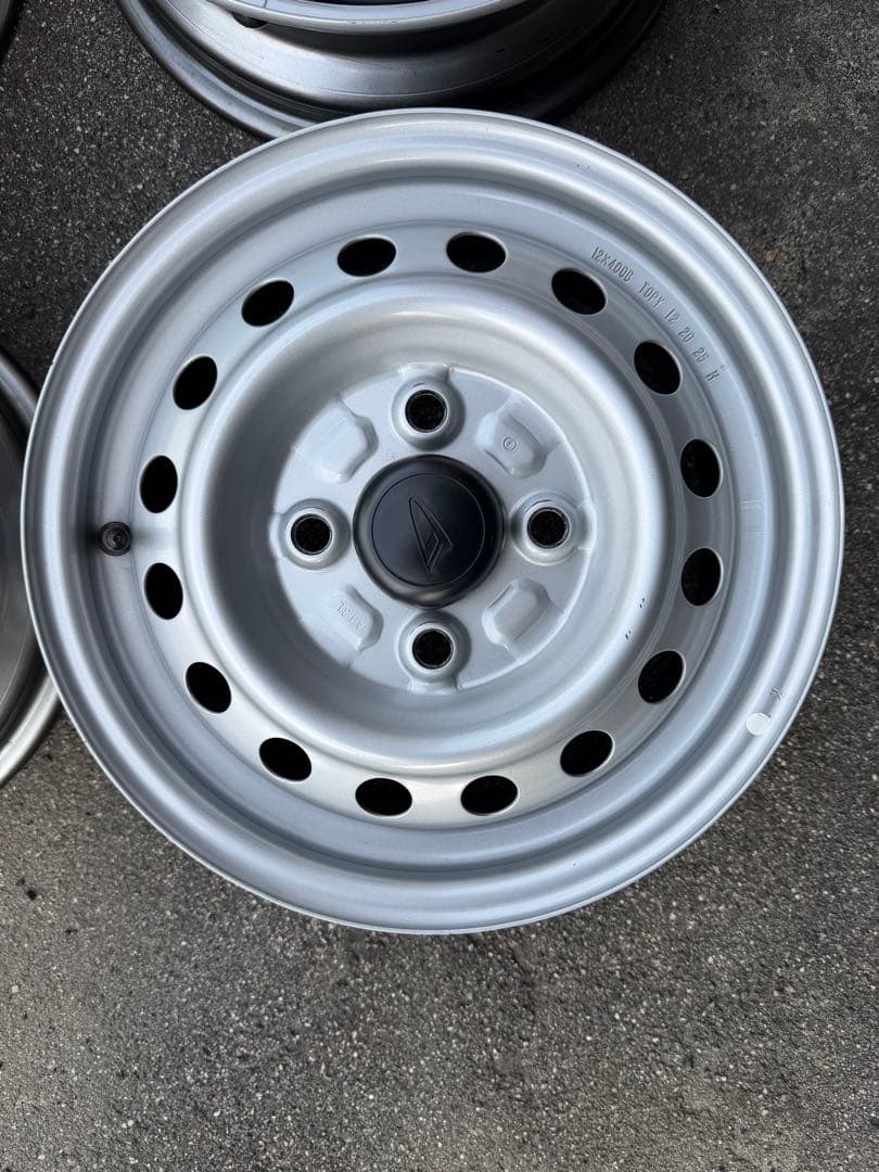 送料込 ダイハツ純正12インチホイール 新車外し