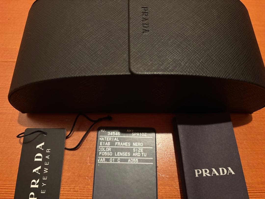 PRADA シンボル サングラス