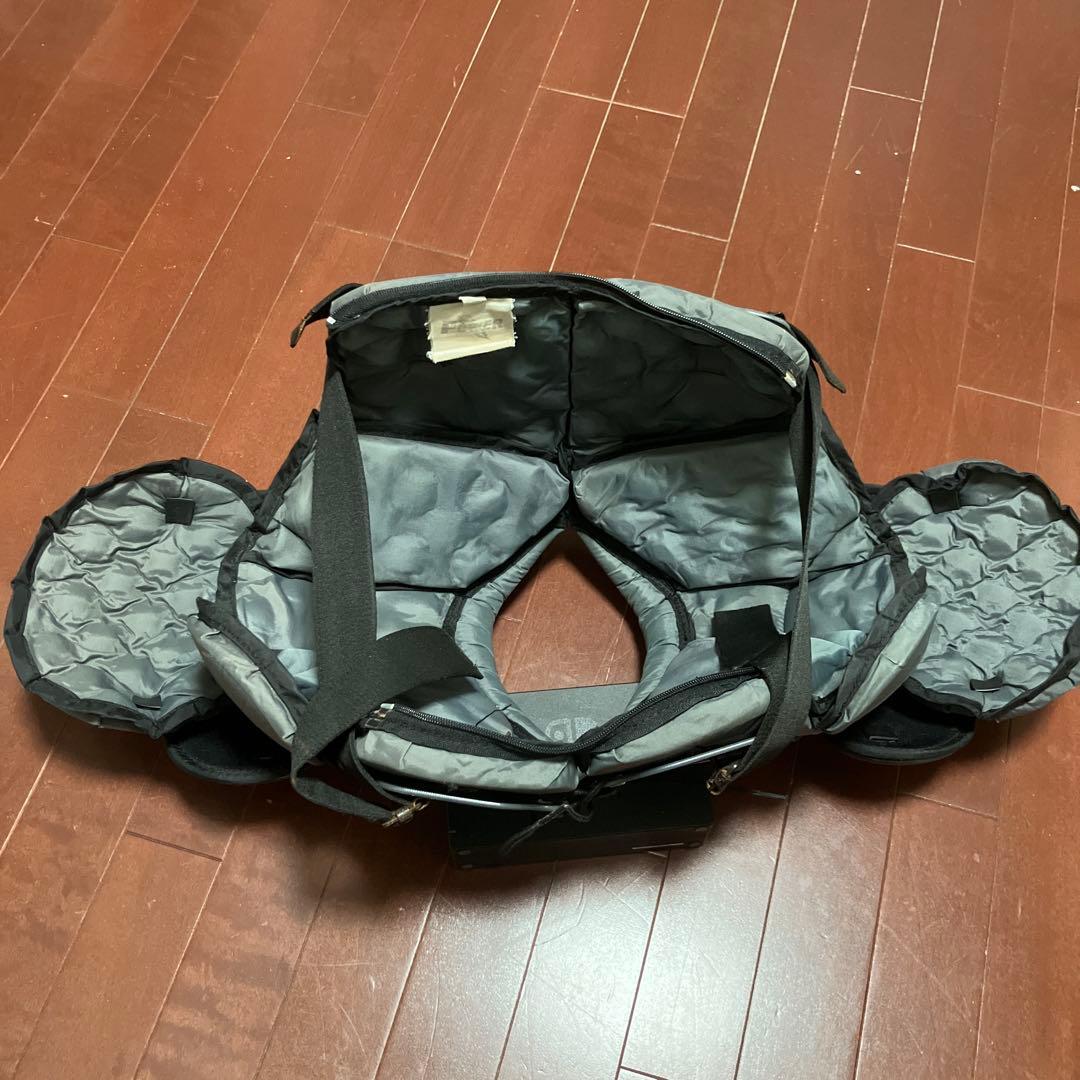 アメリカンフットボール　ヘルメット+ショルダーセット