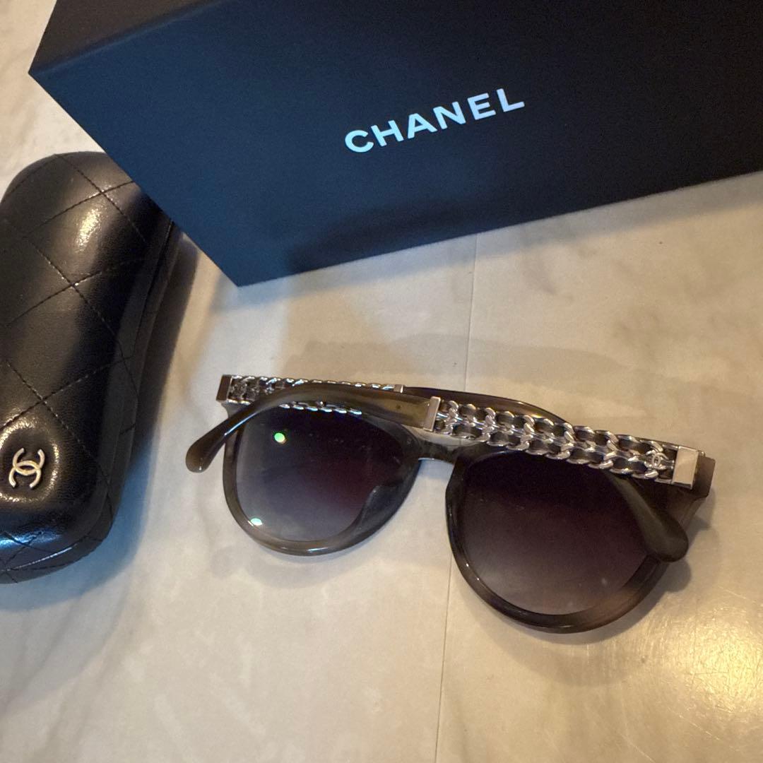 3月5日まで❗️CHANEL ブラック キャットアイ サングラス