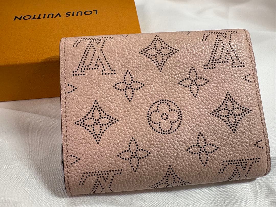 【期間限定お値下げ中】LOUIS VUITTON 二つ折り財布　ピンク