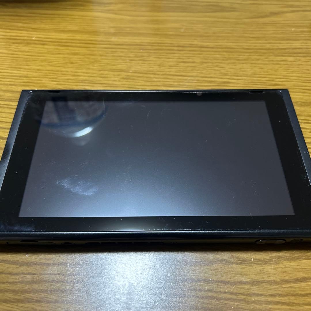Nintendo Switch ネオンブルー/ネオンレッド ケース、ソフト付き