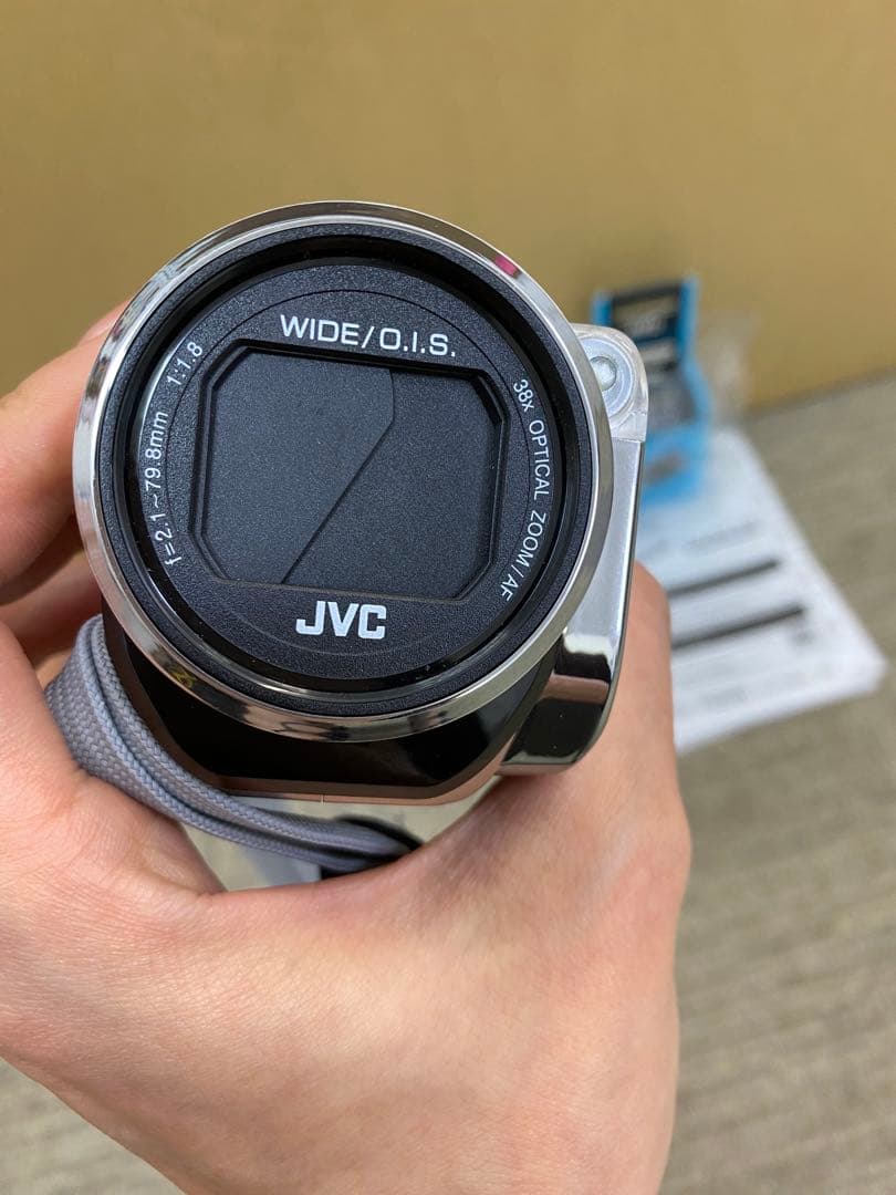 JVC Everio GZ-E565 本体
