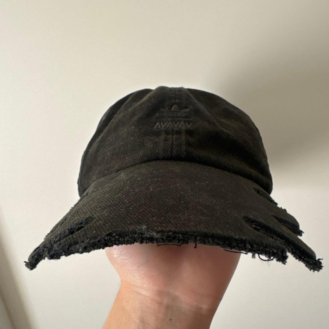 adidas AVAVAV ブラックキャップ