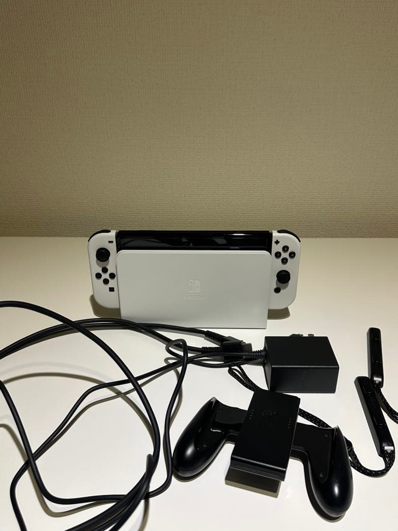 Nintendo Switch (有機ELモデル) ホワイト