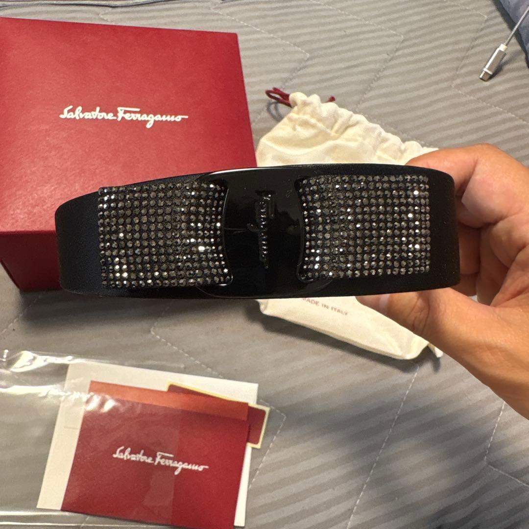 【新品未使用】salvatore ferragamo カチューシャ　フェラガモ