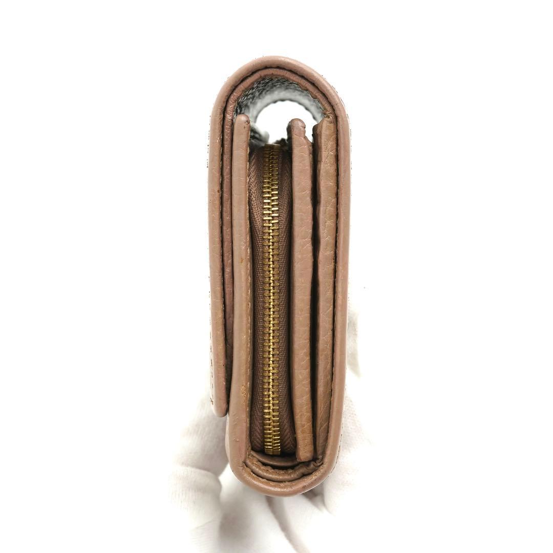 ✨未使用展示品✨　GUCCI ミニ財布　マーモント　エンボスロゴ　GGロゴ 刻印