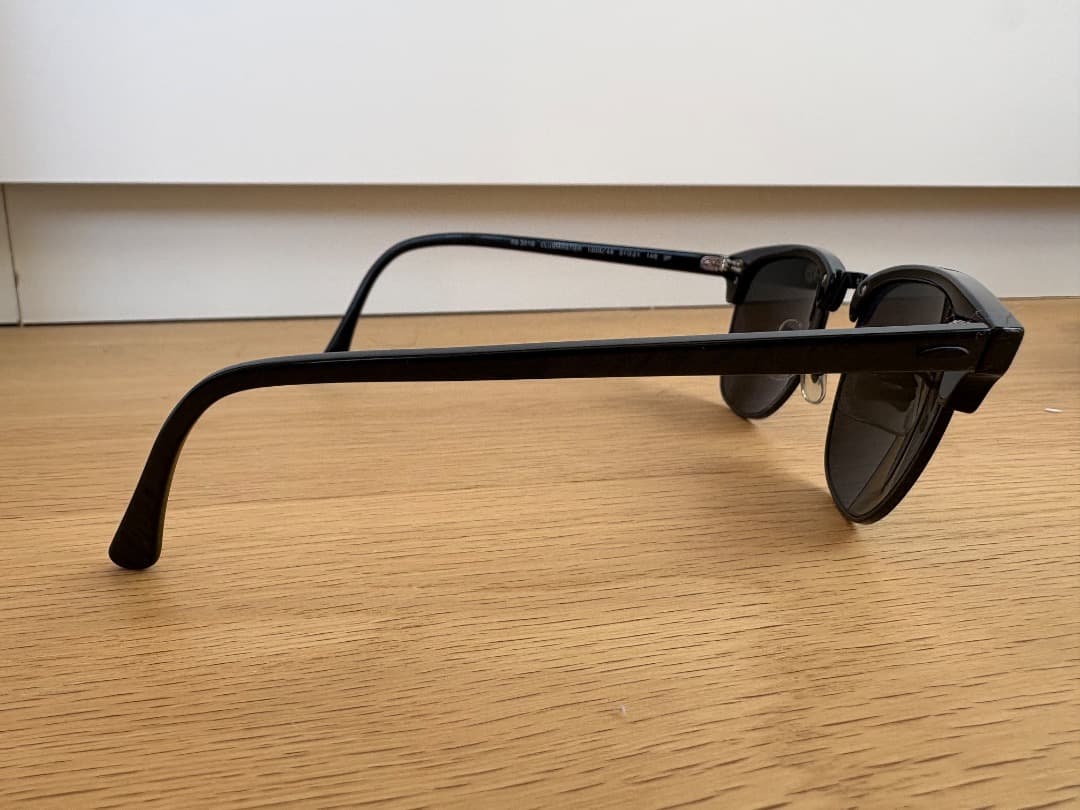 Ray-Ban 偏光サングラス　黒