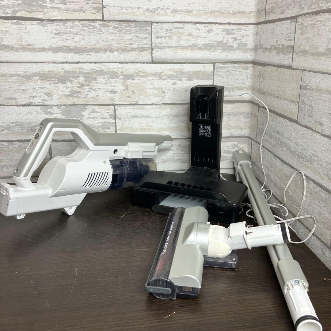 アイリスオーヤマ サイクロンクリーナー 掃除機　SCD-120P-W 21年製