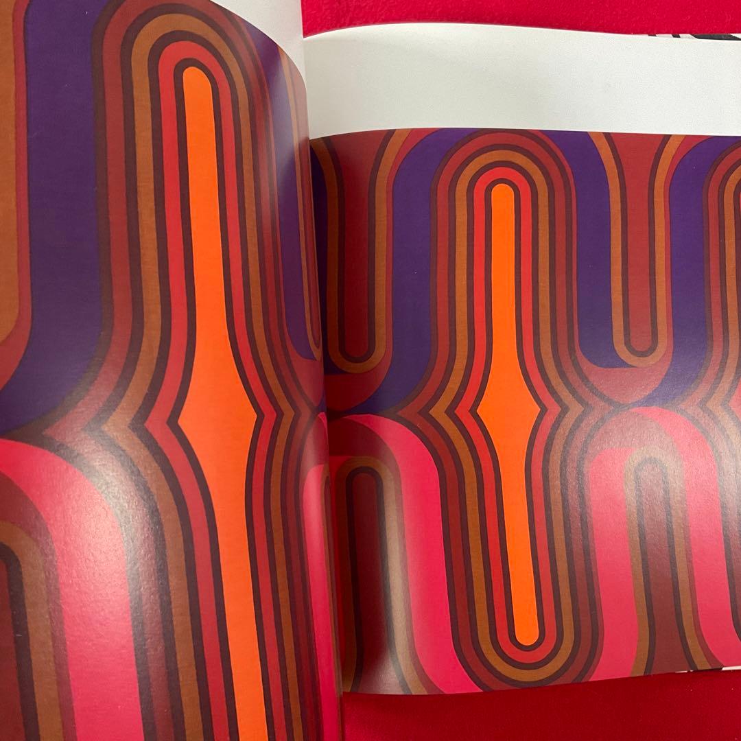 洋書 TEXTILES 20世紀のテキスタイルのデザイン変遷 新品