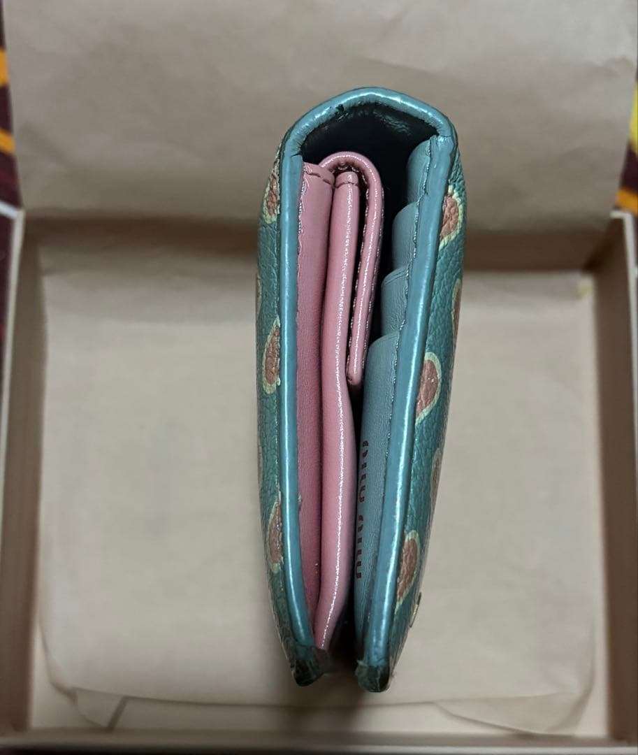 MIUMIU2つ折り財布ハート