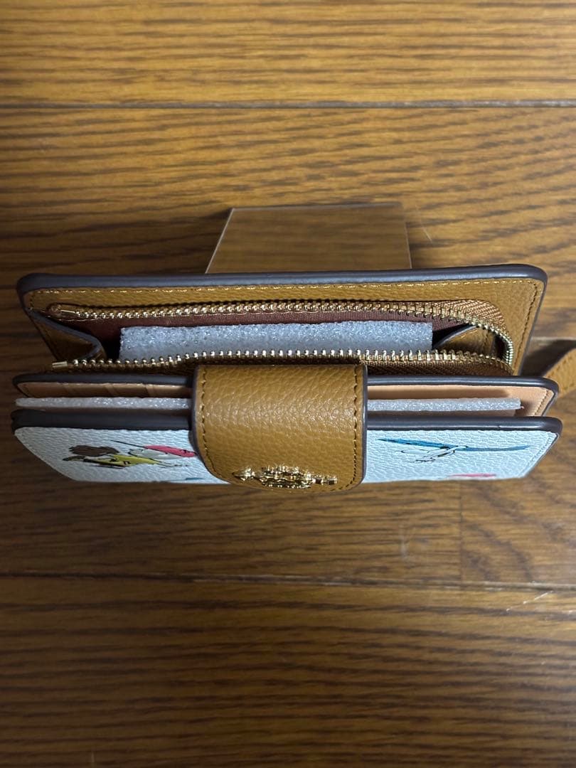 COACH コーチ スヌーピー　二つ折り財布　保存袋付き