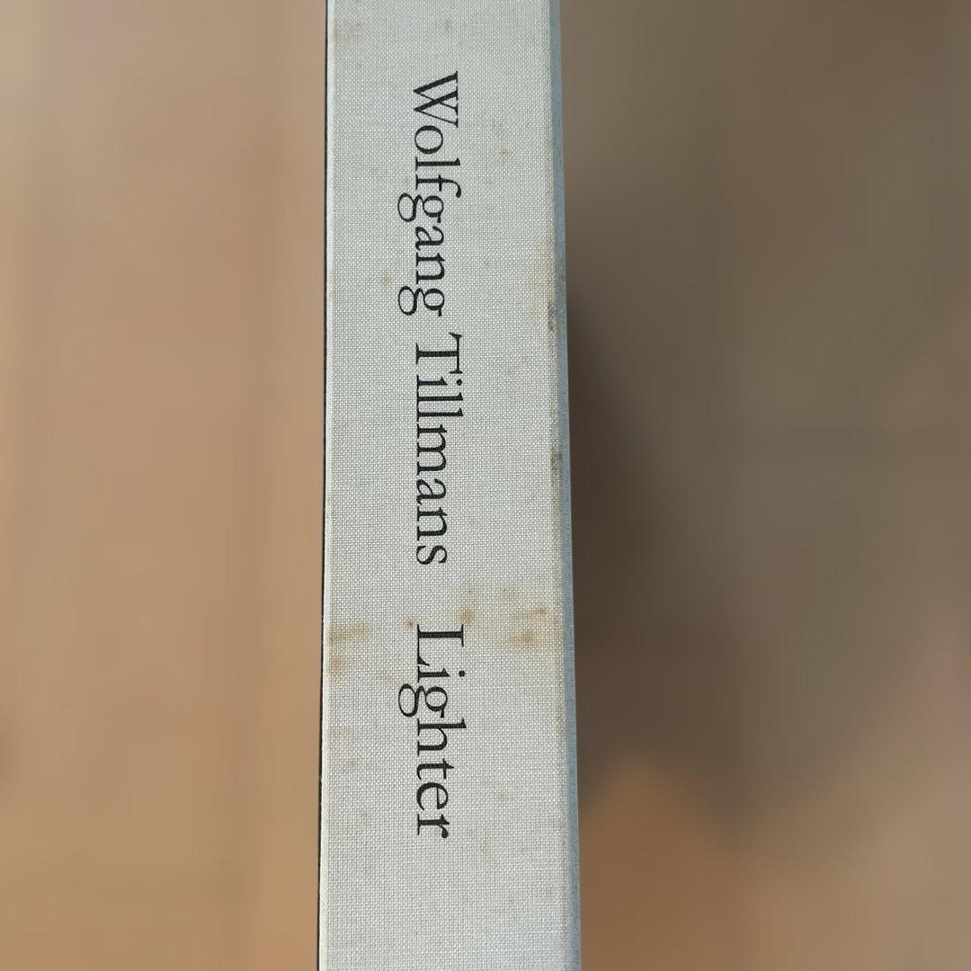 Wolfgang Tillmans　Lighter