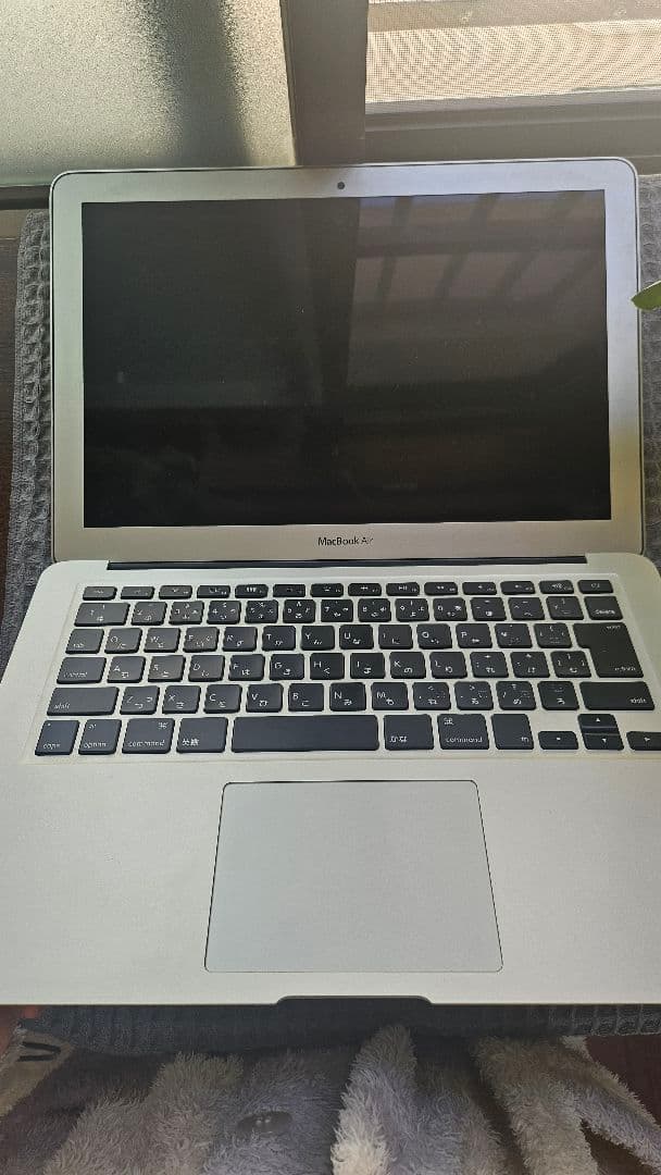 MacBook Air 13インチ モデルA1466【ジャンク】