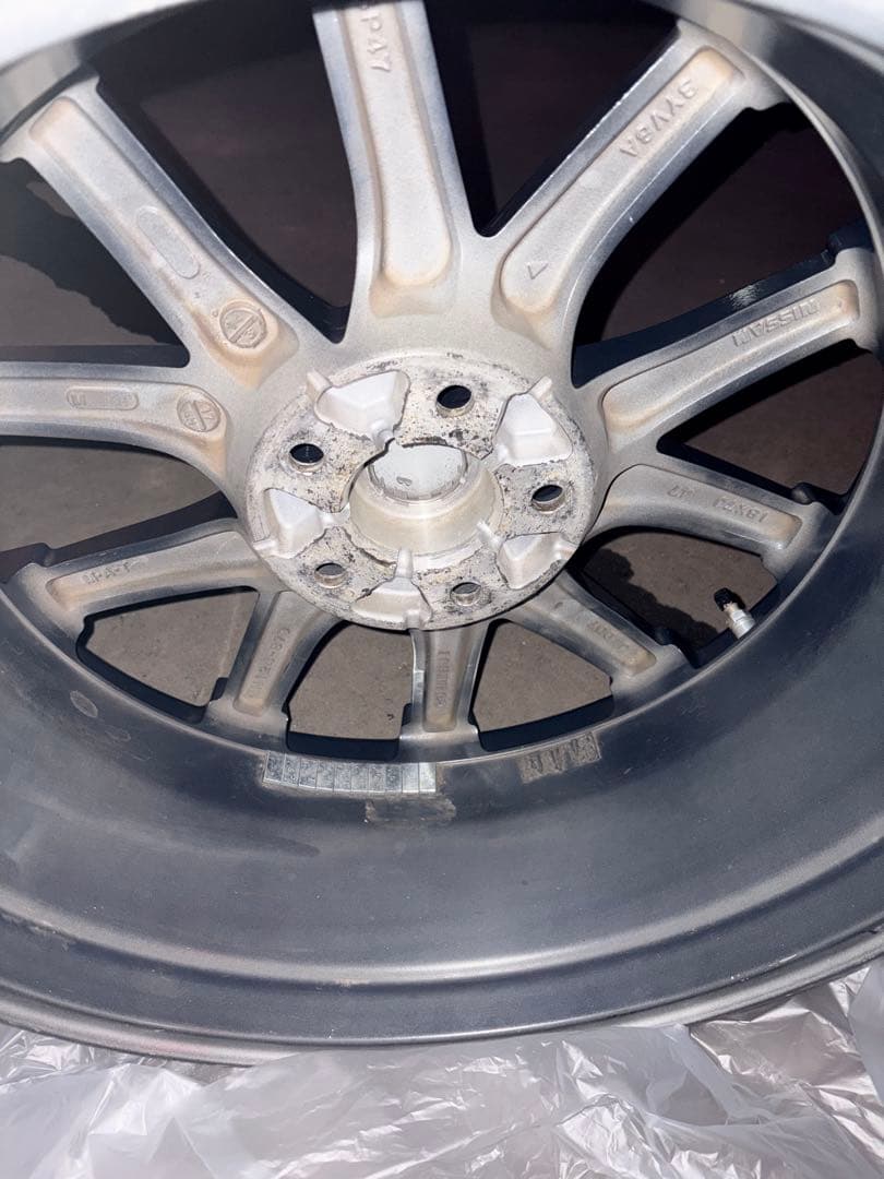 ジューク ニスモ nismo 純正18インチ アルミホイール
