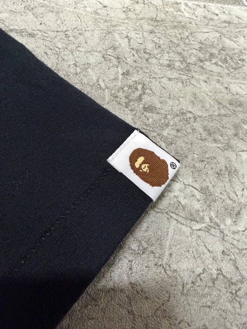 【新品】A BATHING APE パンダTシャツ M BAPE