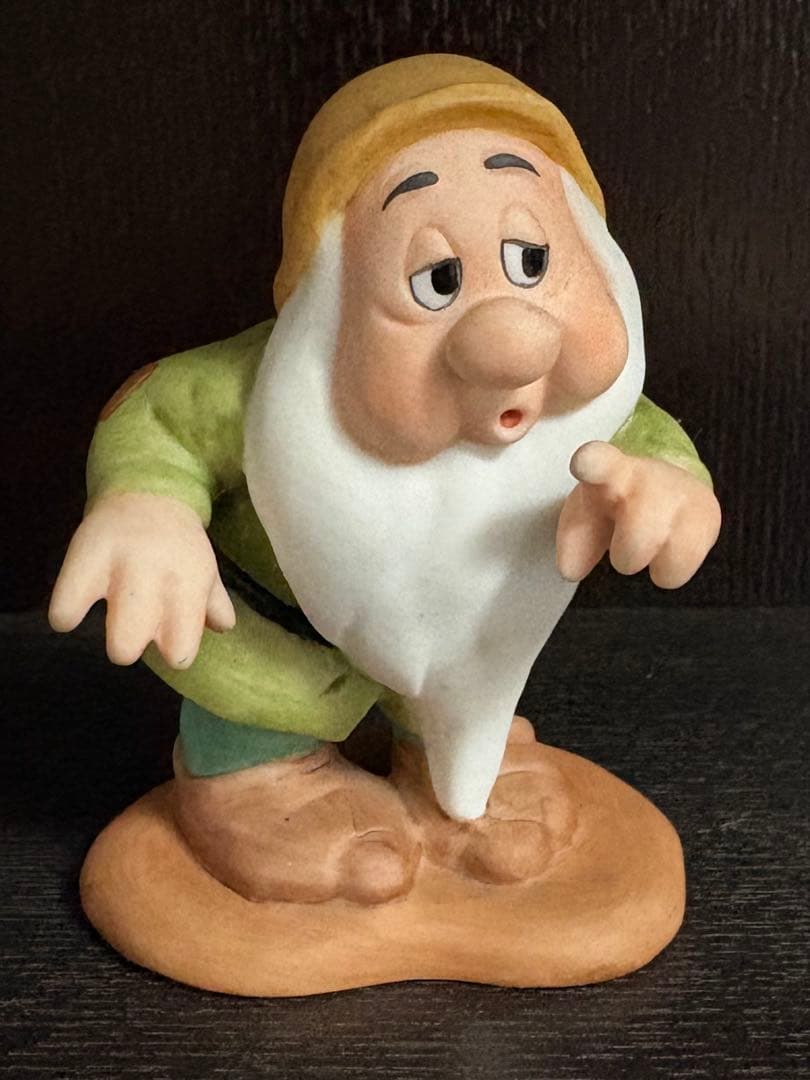 ディズニー 7人の小人 陶器フィギュアセット