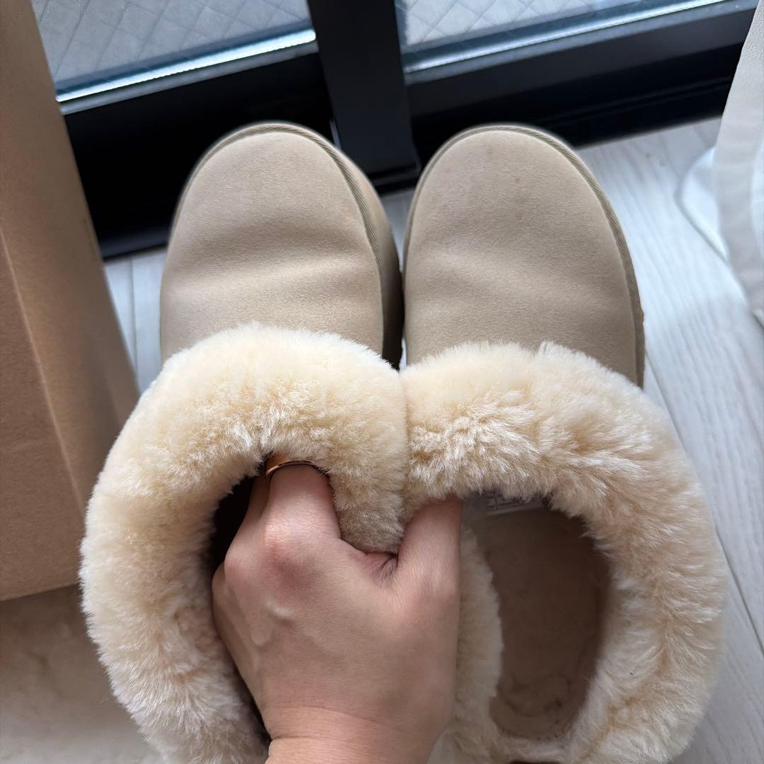 UGGのMUSTARD_SEEDムートンブーツ