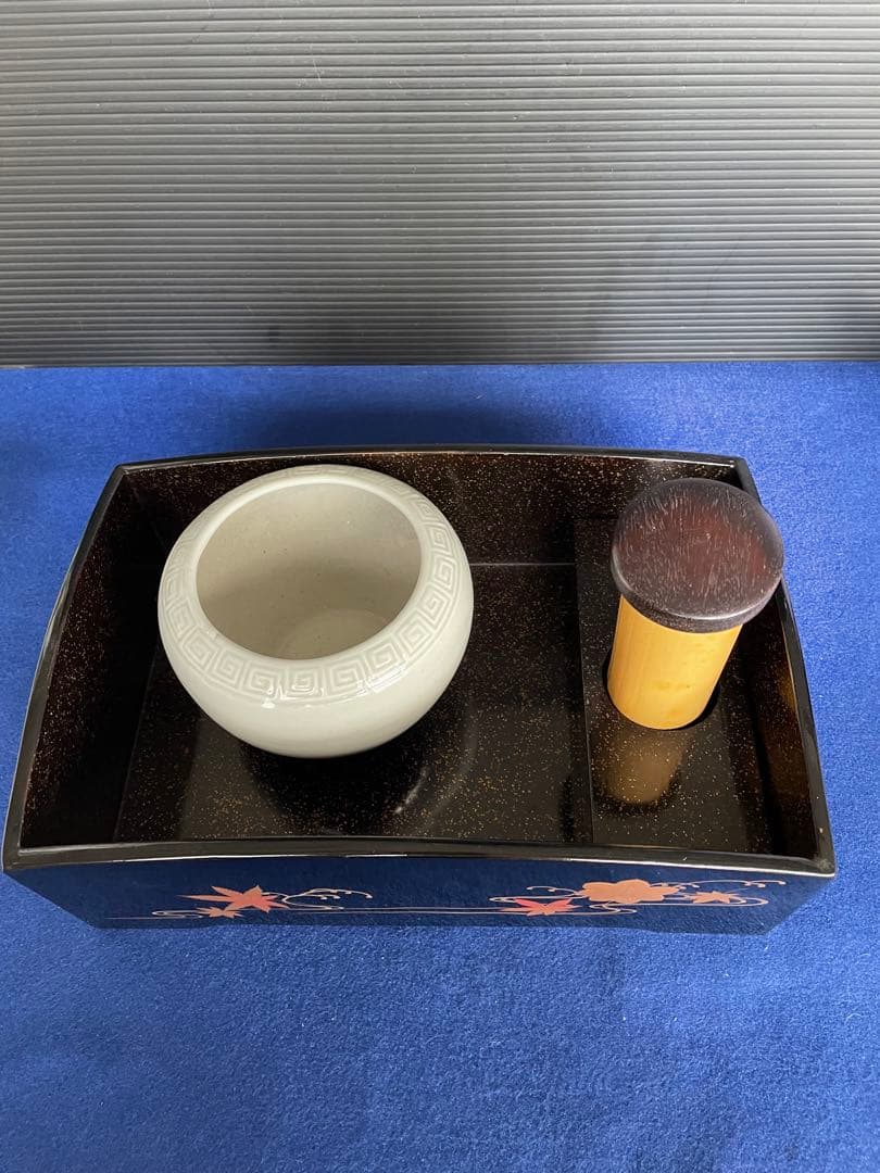 煙草盆　漆器　もみじ　金蒔絵　灰入れ