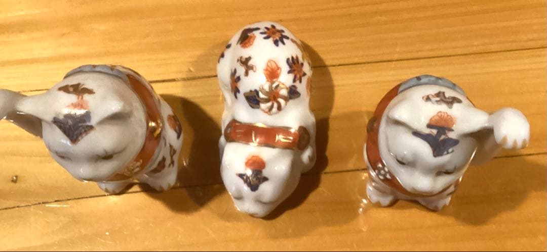 【美品】左右招き猫　眠り猫3点セット　骨董　陶器　置物　工芸品　美術品　伊万里焼