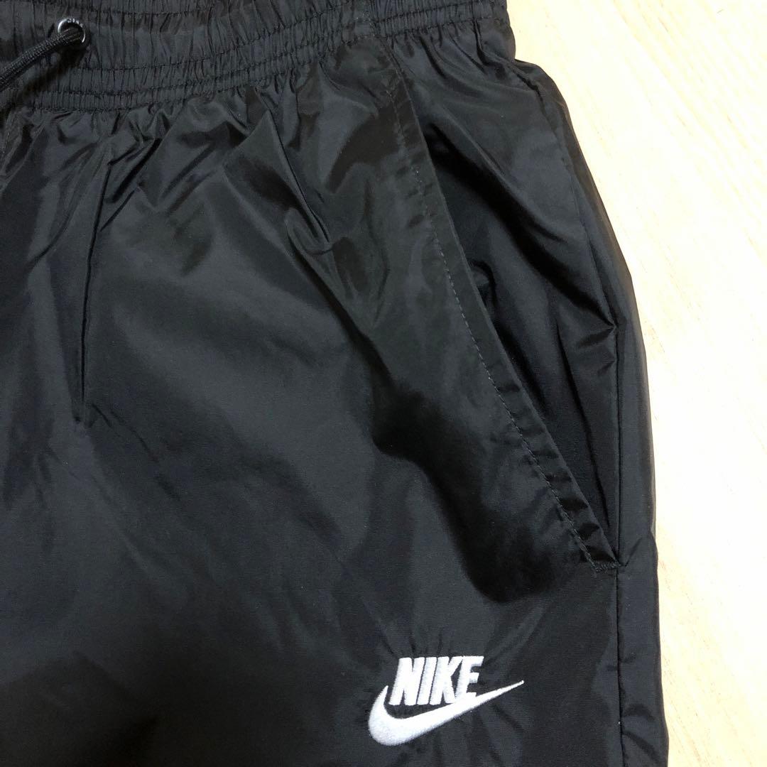「新品未使用」NIKE トラックパンツ ・ウィンドウランナーパンツ