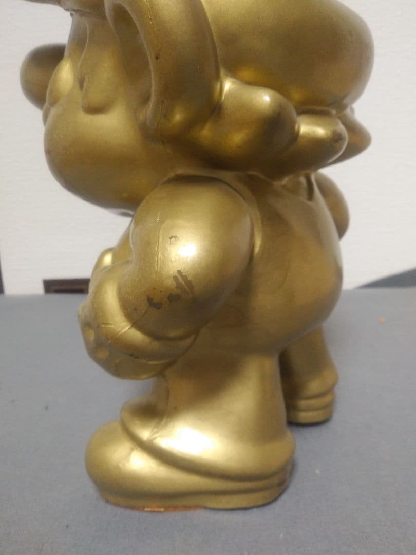 【非売品】金のマリオ像　任天堂エンターテイメント装飾品