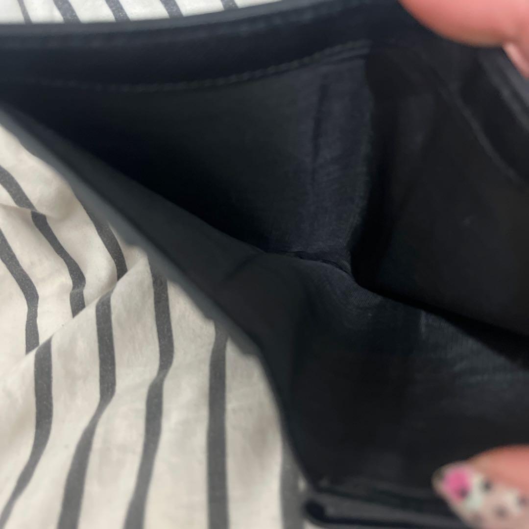 PRADA ナイロン 二つ折り財布
