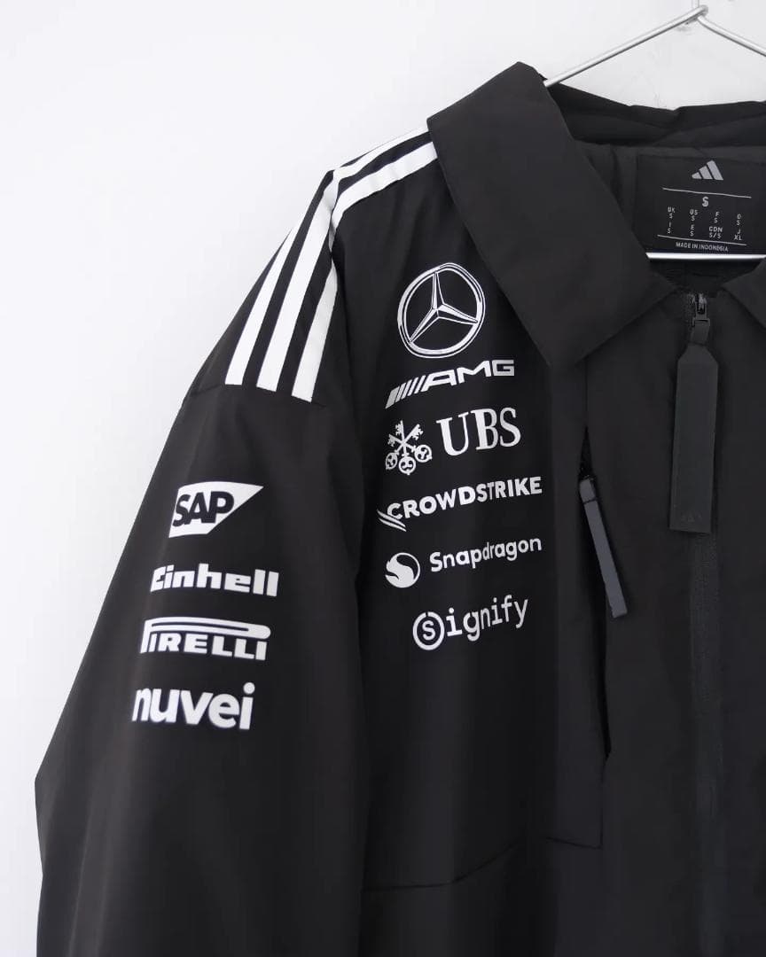 Mercedes-AMG Petronas F1 コラボレーションジャケット