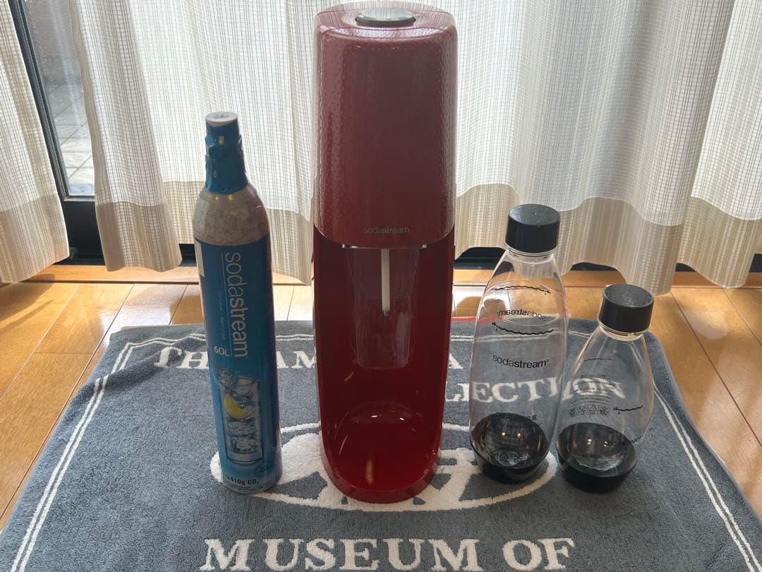 【お買得】新品・未使用sodastream SPIRIT 赤
