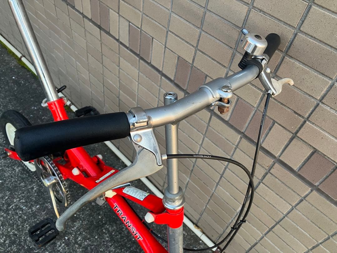 ブリヂストン　トランジットコンパクト　赤