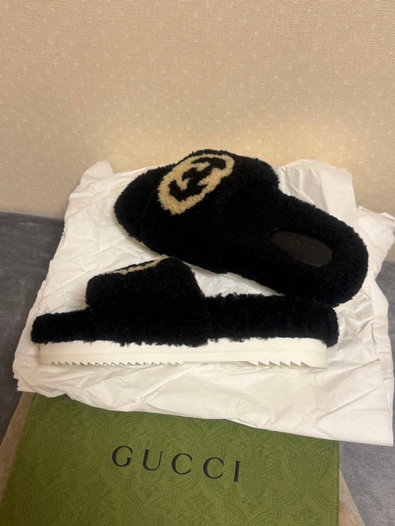 ✿様 GUCCI ブラック ベージュ ボア サンダル 34 新品未使用