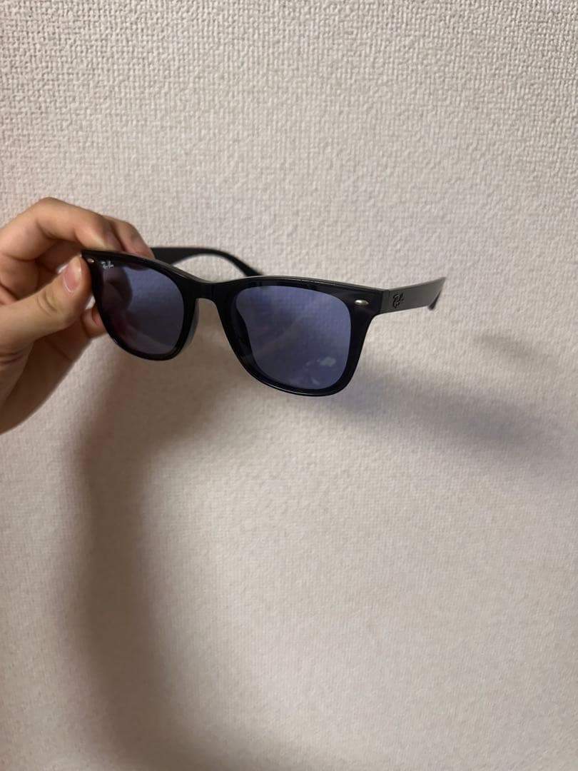 Ray-Ban ブラック サングラス ケース付き