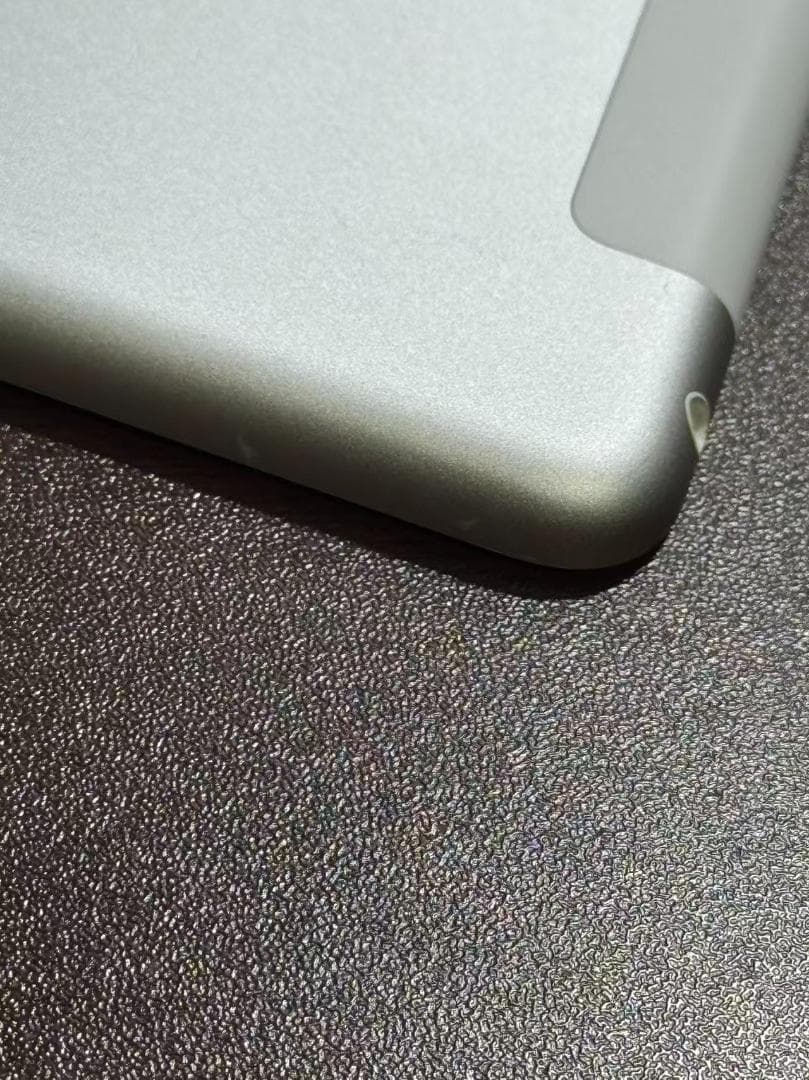 iPad 第9世代 Wi-Fi + Cellular　256GB　シルバー